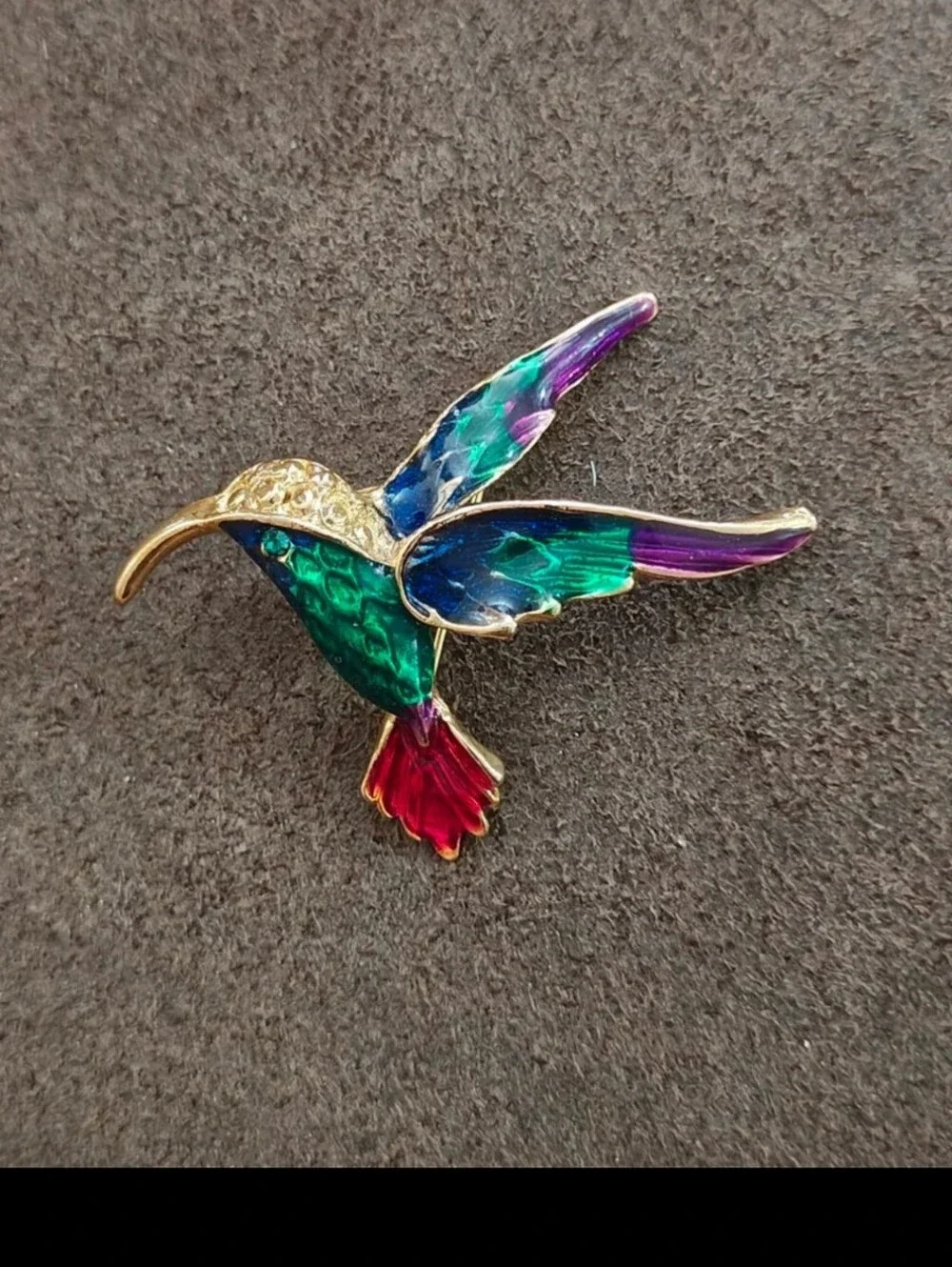 Beautiful & Colorful Vintage 1980s Hummingbird Gold Tone Enamel Pin Brooch.
